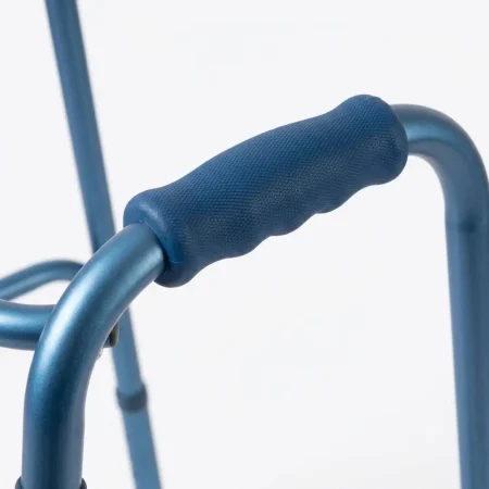 FRONT WHEEL WALKER (3)