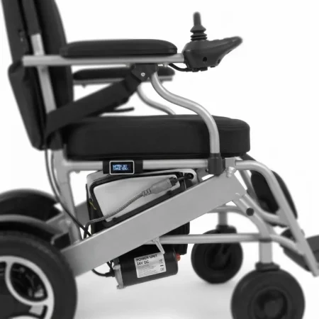 MOTORISED WHEELCHAIR (3)